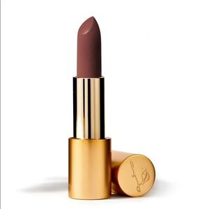 Lisa Eldridge Velvet Muse lipstick